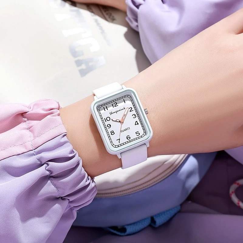 Fashion Rectangle Dial Ladies  - Silicone Band Women 评论和价格